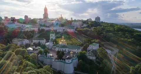28 серпня у Києві: хмарно, без опадів, до +25°C